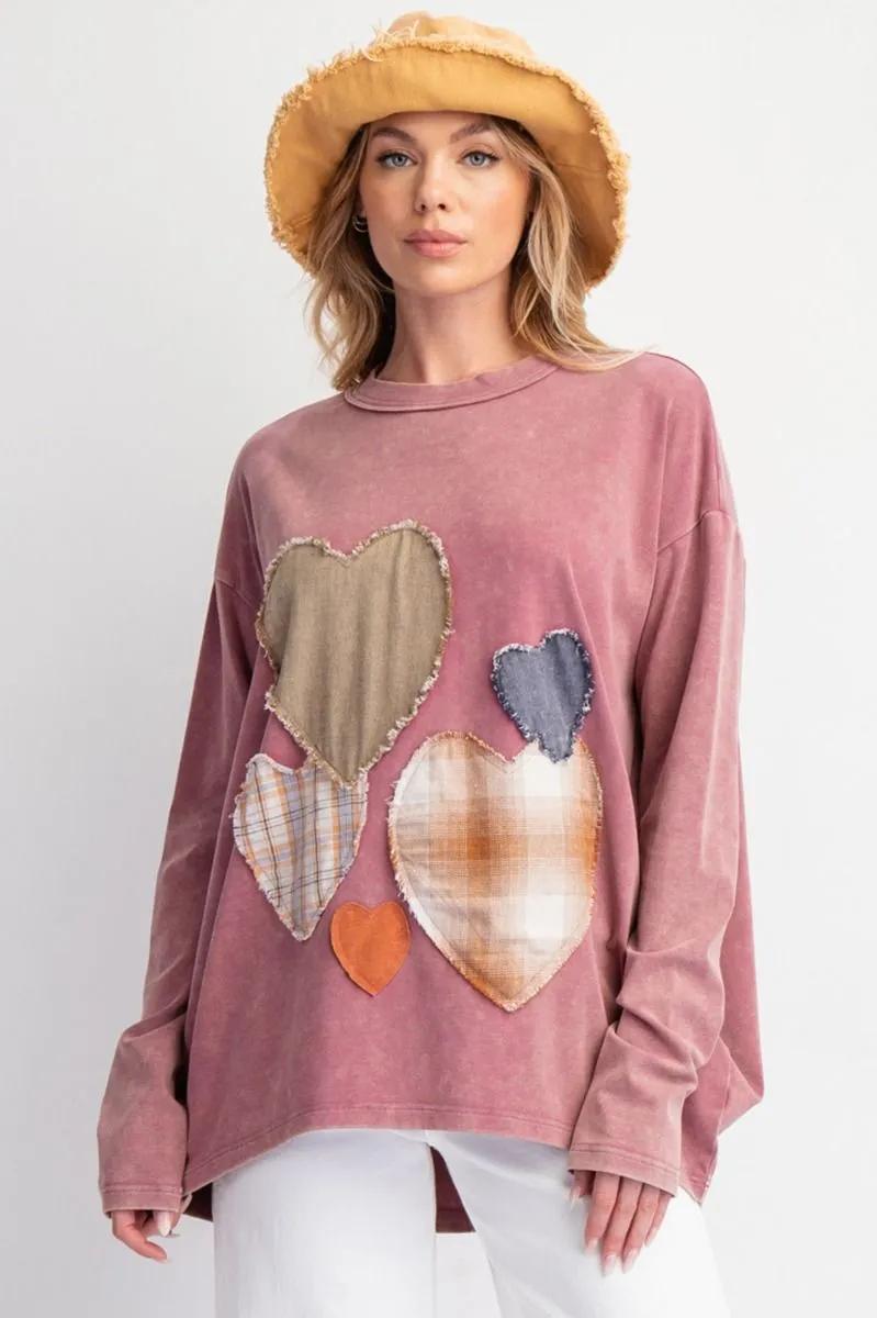 Easel Heart Patch Mineral Washed Knit Top In Mauve