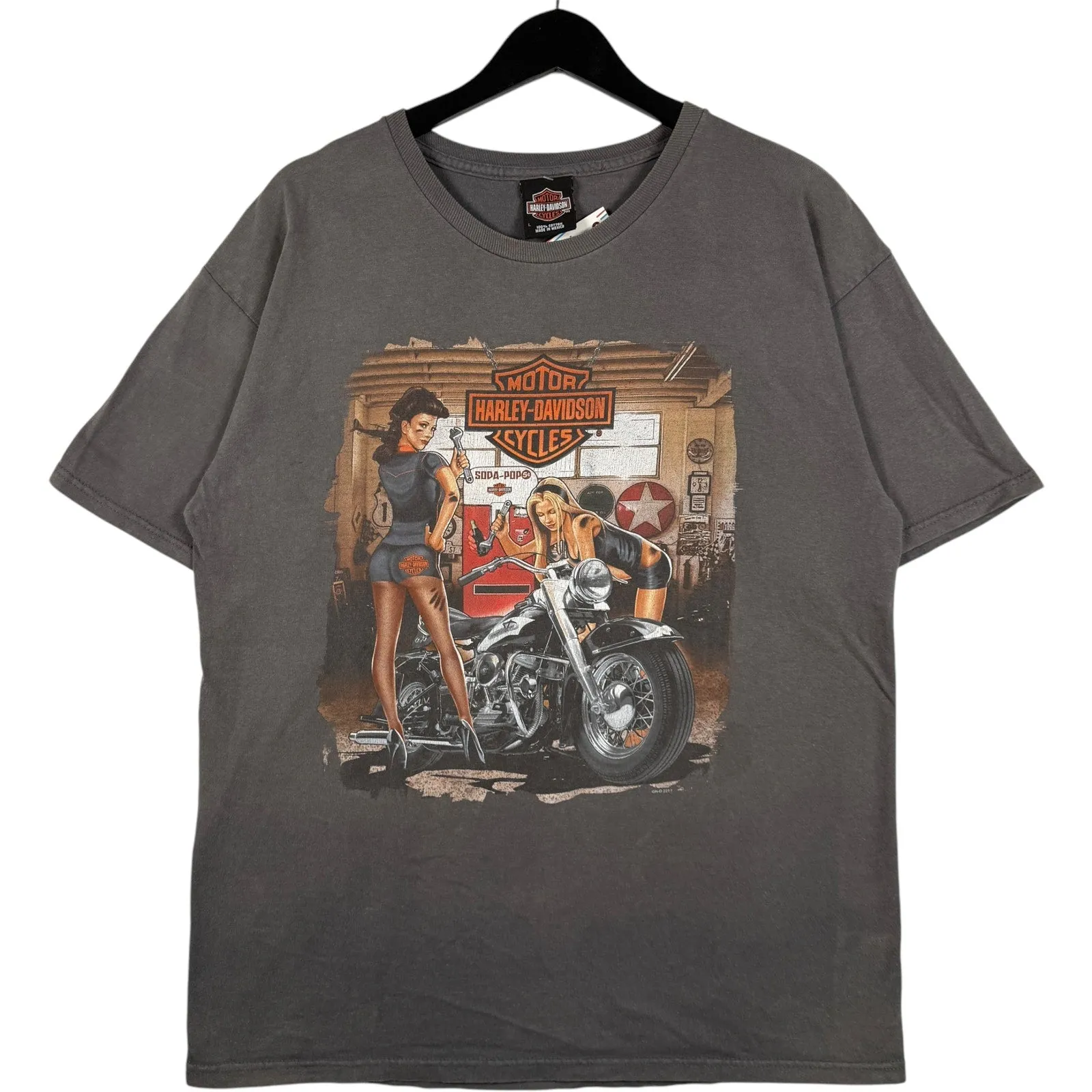 Vintage Harley Davidson Pin-up Mechanic Girls Tee