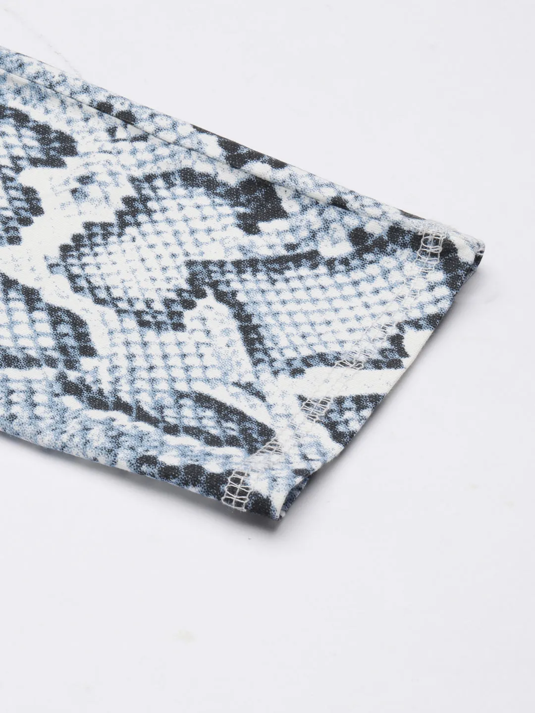 Women Blue Animal Textured Stretchable Mid Rise Slim-Fit Track Pant